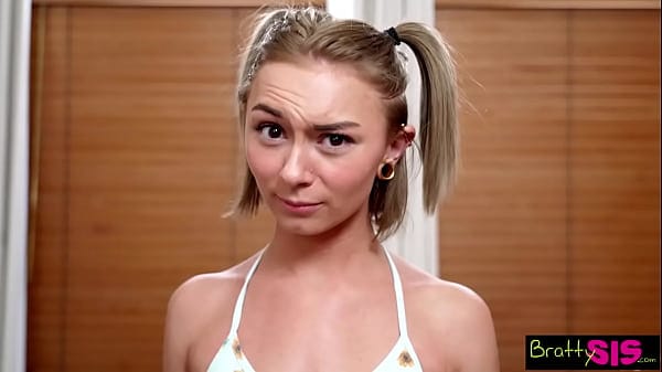 [BrattySis] “Just ONE little flash of my tits” Chloe Temple says to Stepbro