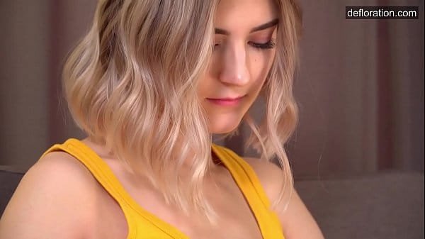 [Eva Elfie] Virgin first time masturbation with orgasms