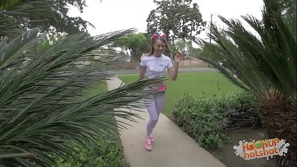 [HookupHotshot] Pretty Teen Loves Getting Destroyed