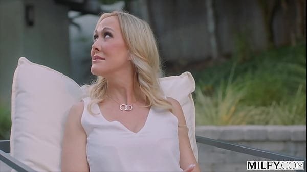 [MILFY] Hotwife Brandi Love fucked in threesome