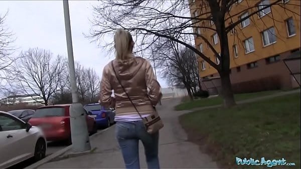 [PublicAgent] Married blonde is unfaithful for promise of cash
