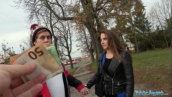 [PublicAgent] She fucks stranger